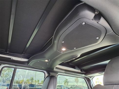 Used 2024 Jeep Wrangler Unlimited Rubicon 4xe image 22