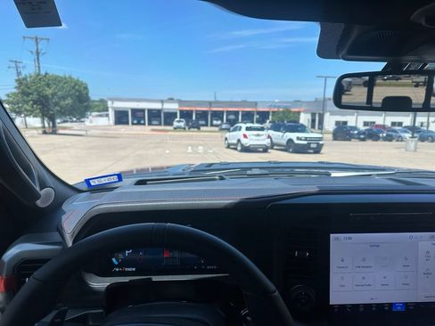Used 2025 Ford F150 Raptor AWD/4WD image 14