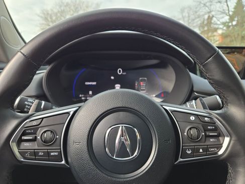 Certified 2025 Acura TLX w/ Technology Package image 38