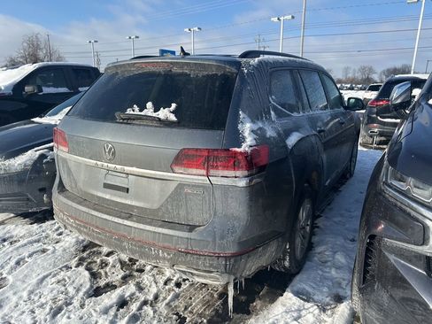 Used 2021 Volkswagen Atlas S image 2