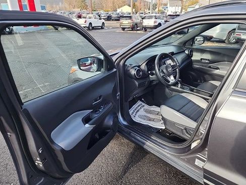 Certified 2022 Nissan Kicks SR w/ Premium Package image 10