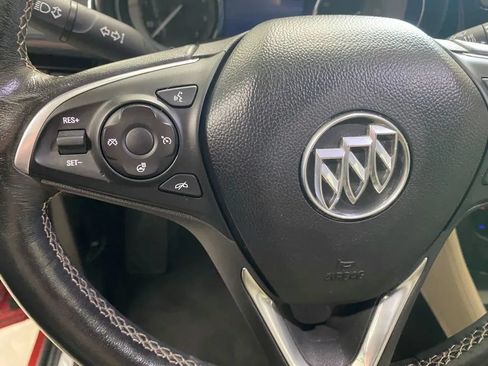 Used 2017 Buick Envision Essence FWD image 18