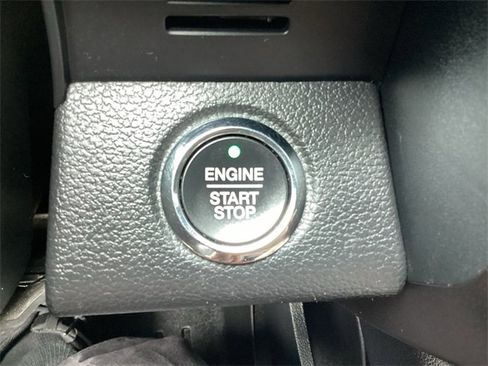 Used 2021 Ford Expedition Limited image 19