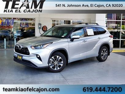Used 2022 Toyota Highlander XLE