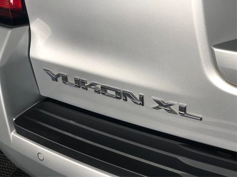Used 2019 GMC Yukon XL SLT w/ Open Road Package image 24
