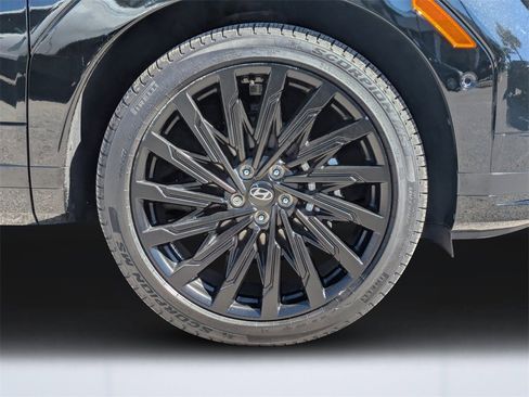 Used 2024 Hyundai Santa Fe Calligraphy image 10