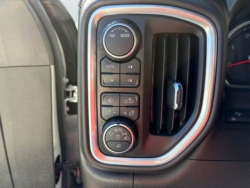 Used 2021 Chevrolet Silverado 3500 High Country image 13