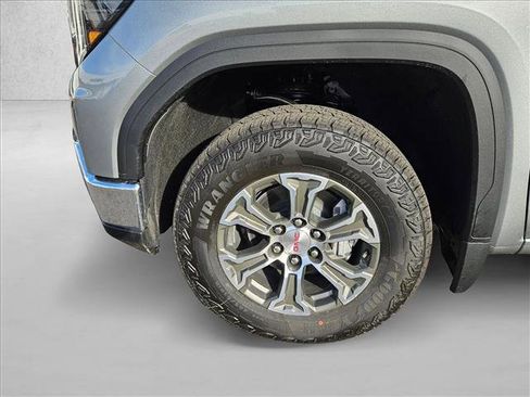 New 2026 GMC Sierra 1500 SLE w/ X31 Off-Road Package image 10