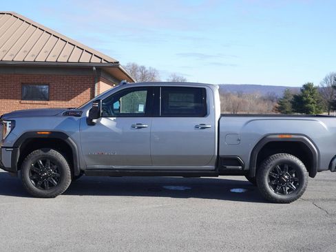 New 2026 GMC Sierra 2500 AT4 w/ AT4 Premium Plus Package image 8