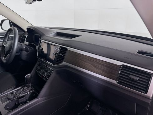 Used 2022 Volkswagen Atlas SE image 28