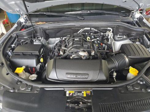 Used 2024 Dodge Durango R/T AWD/4WD image 15