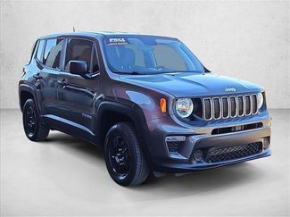 Used 2019 Jeep Renegade Sport video 3