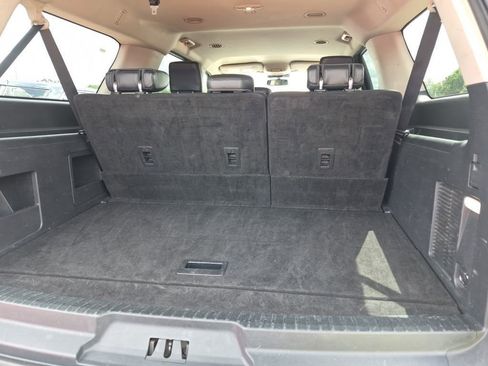 Used 2024 Ford Expedition Max XLT AWD/4WD image 6