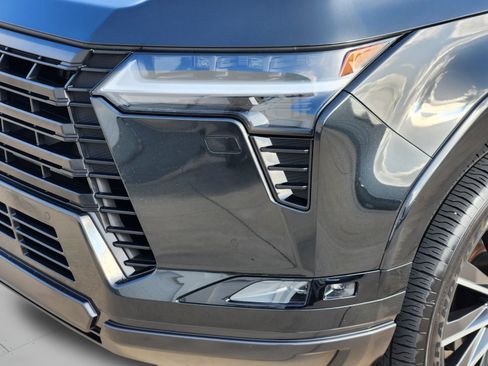 Used 2026 Lexus GX 550 w/ Accessory Package (2T) AWD/4WD image 32