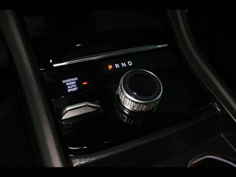 New 2026 Jeep Grand Cherokee 4WD image 16