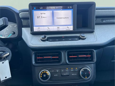 Used 2024 Ford Maverick XLT FWD image 16