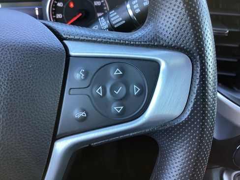 Used 2023 GMC Acadia SLE w/ Driver Convenience Package image 20