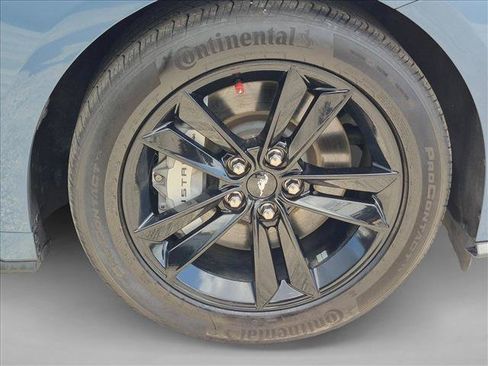 Used 2025 Ford Mustang GT RWD image 21