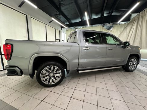 Used 2026 GMC Sierra 1500 Denali w/ Denali Reserve Package AWD/4WD image 3