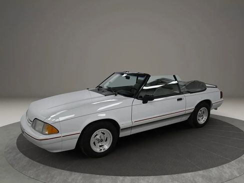 Used 1992 Ford Mustang LX RWD image 26