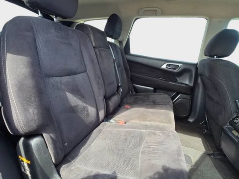 Used 2014 Nissan Pathfinder S FWD image 12
