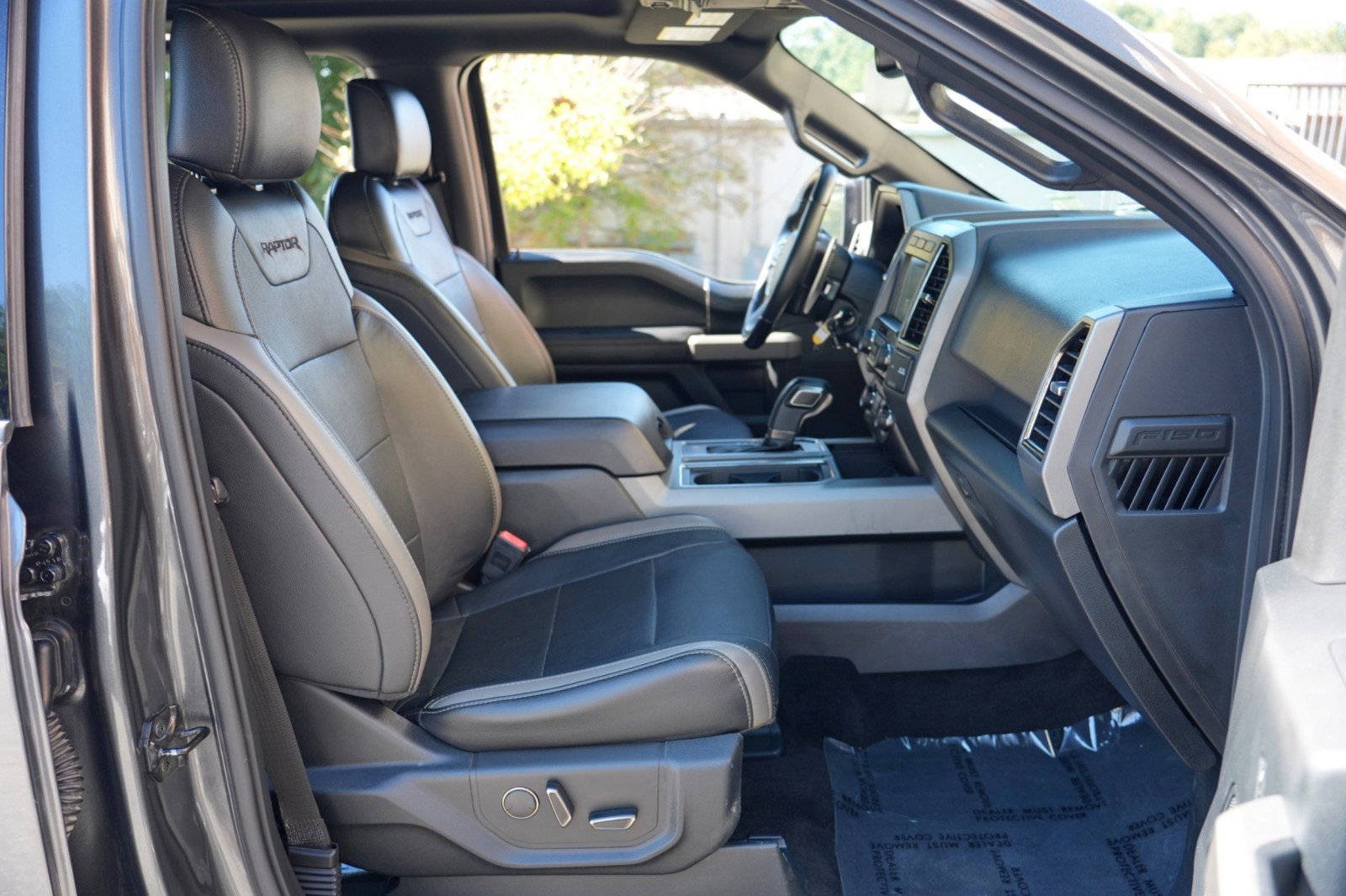 Used 2018 Ford F150 Raptor w/ Equipment Group 801A Mid AWD/4WD image 15