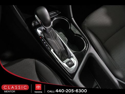 Used 2023 Buick Encore GX Preferred w/ Cold Weather Comfort Package AWD/4WD image 16