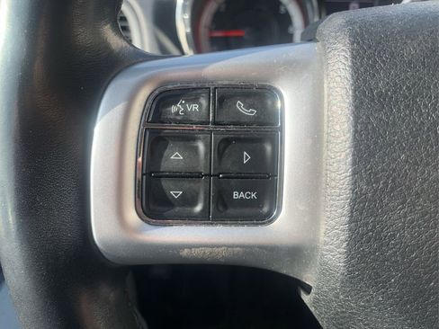 Used 2019 Dodge Grand Caravan SXT w/ Quick Order Package 29G SXT image 31