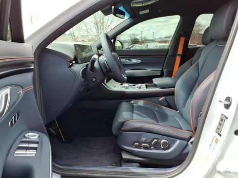 Used 2026 Genesis GV70 2.5T Sport Prestige AWD/4WD image 15