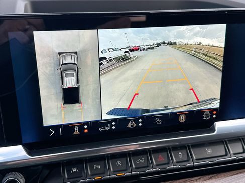 Used 2025 Chevrolet Silverado 1500 LT w/ All Star Edition Plus image 17