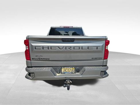 Used 2024 Chevrolet Silverado 1500 Custom w/ Turbomax Blackout Package RWD image 13