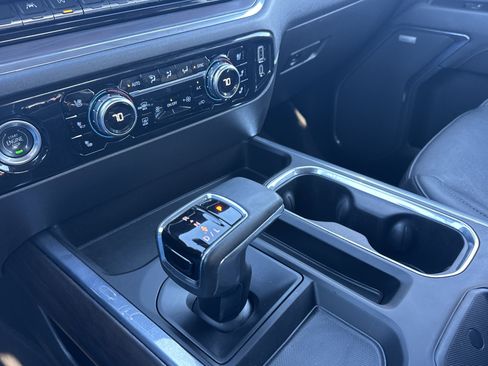 Used 2023 GMC Sierra 1500 SLT w/ SLT Premium Package image 32