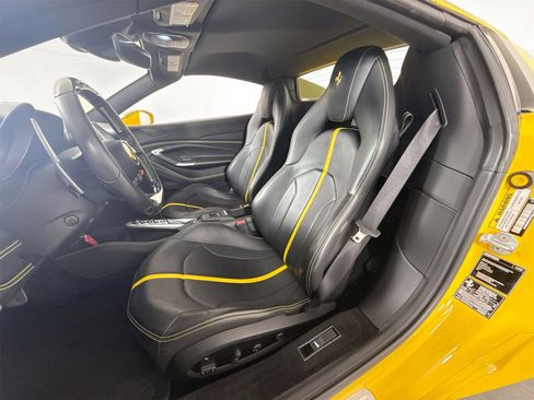 Certified 2021 Ferrari F8 Tributo image 9