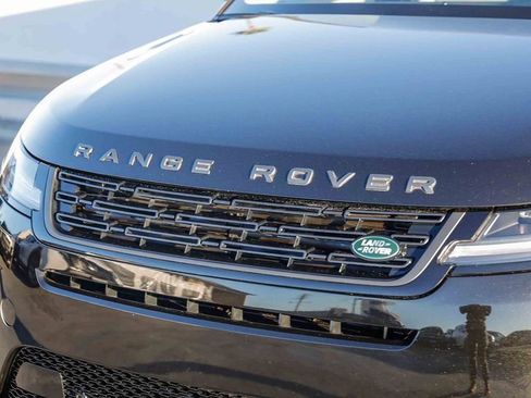 Used 2024 Land Rover Range Rover Evoque Dynamic SE image 6