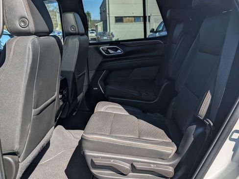 Used 2022 Chevrolet Tahoe High Country w/ Premium Package 2 AWD/4WD image 15