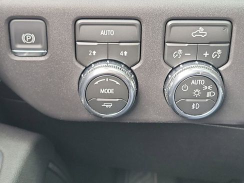 Used 2026 GMC Sierra 1500 Elevation w/ Preferred Package AWD/4WD image 5