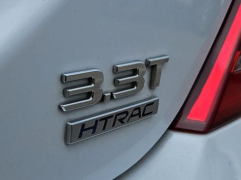Used 2018 Genesis G90 3.3T Premium AWD/4WD image 32