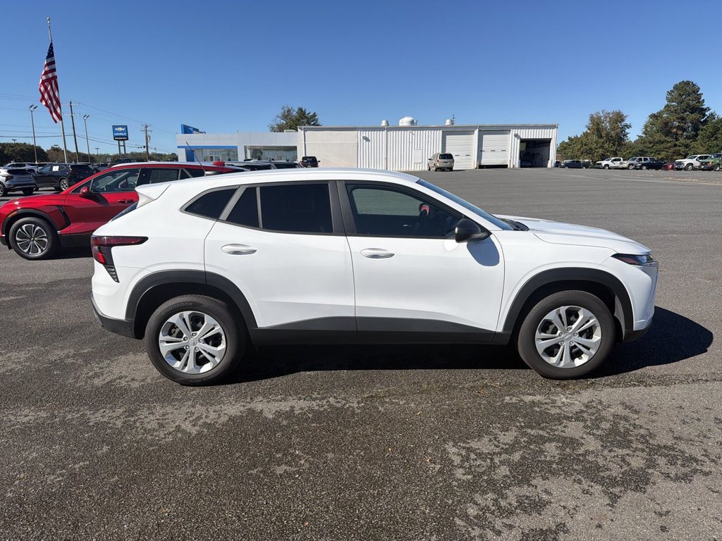 Certified 2026 Chevrolet Trax LS FWD image 9