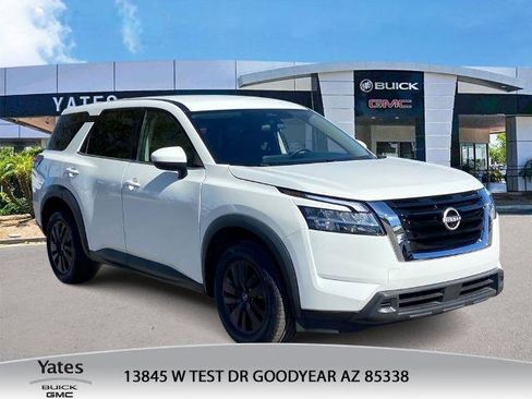 Used 2022 Nissan Pathfinder S image 1
