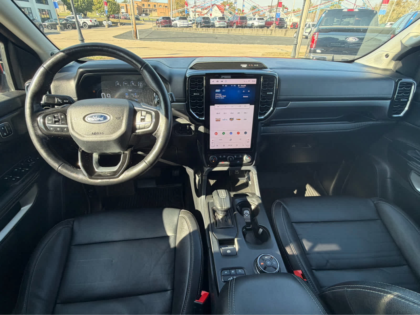Used 2024 Ford Ranger Lariat w/ FX4 Off-Road Package AWD/4WD image 12