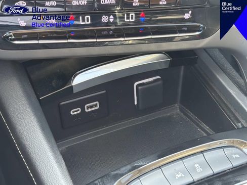 Used 2023 Buick Envision Essence w/ Sport Touring Package FWD image 25