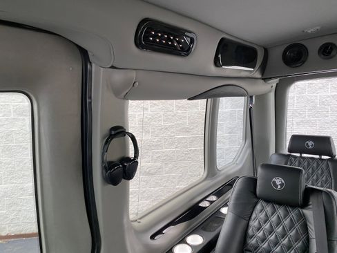 New 2025 Ford Transit 250 9 Passenger AWD w/ Upfitter Package image 82