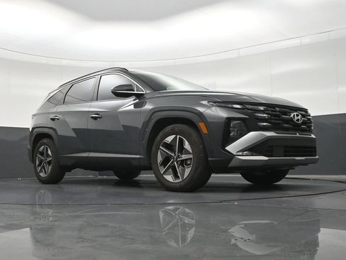 Used 2025 Hyundai Tucson SEL FWD image 33