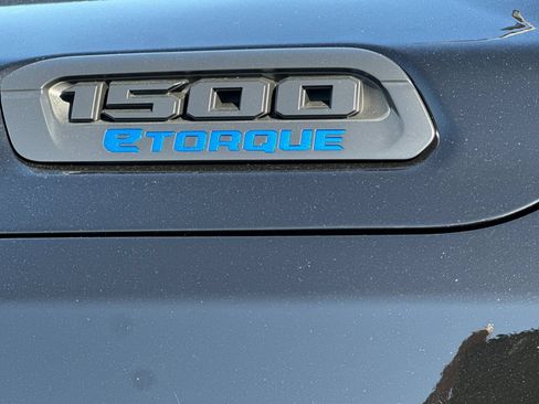 New 2026 RAM 1500 4x4 Crew Cab image 26