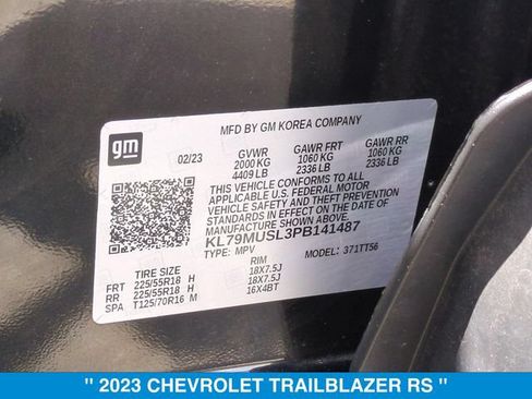 Used 2023 Chevrolet TrailBlazer RS w/ Sun and Liftgate Package AWD/4WD image 37