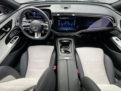 Used 2025 Mercedes-Benz E 53 AMG e 4MATIC Sedan w/ Multicontour Seating Package image 28