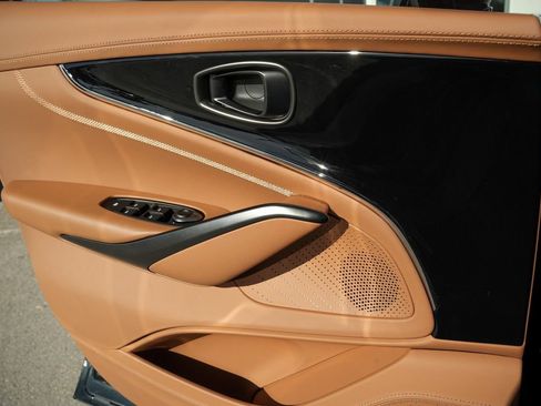 New 2026 Aston Martin DBX 707 image 28