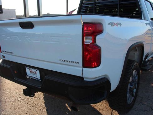 Used 2024 Chevrolet Silverado 2500 Custom w/ Custom Convenience Package AWD/4WD image 14