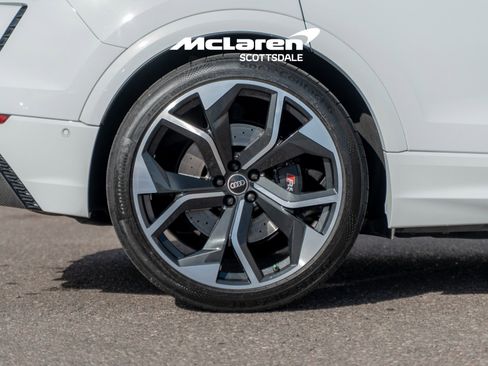 Used 2023 Audi RS Q8 image 22