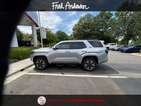 Used 2026 Toyota 4Runner TRD Sport Premium AWD/4WD image 1